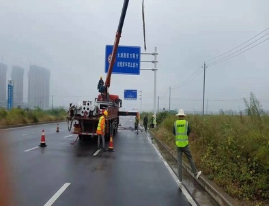 西宁西宁专业道路标牌施工